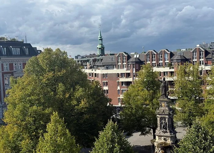 181 View * Hamburg-Harburg
